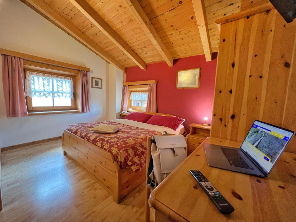 Garni Francescato Hotel Ливиньо Екстериор снимка