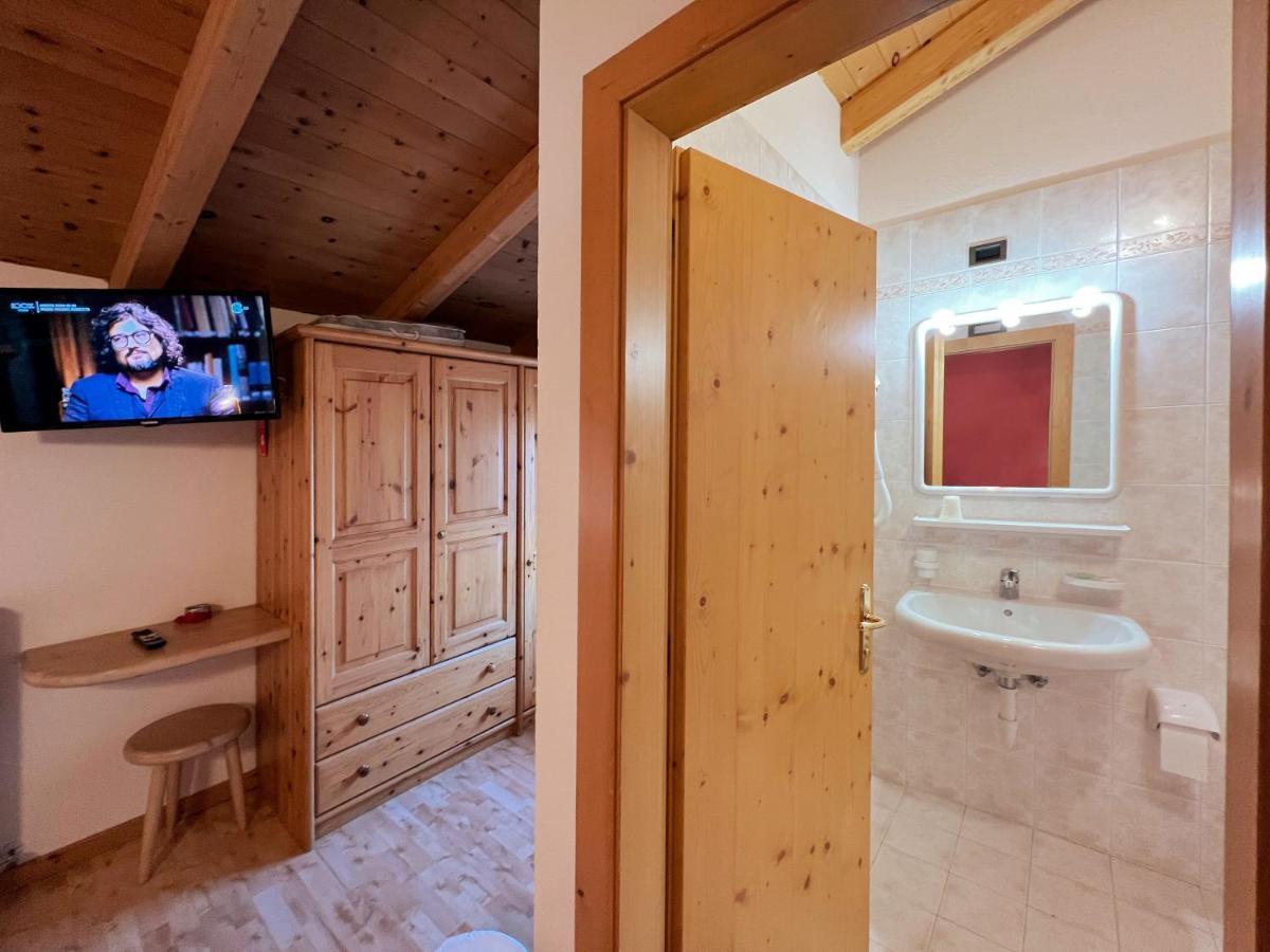 Garni Francescato Hotel Ливиньо Екстериор снимка