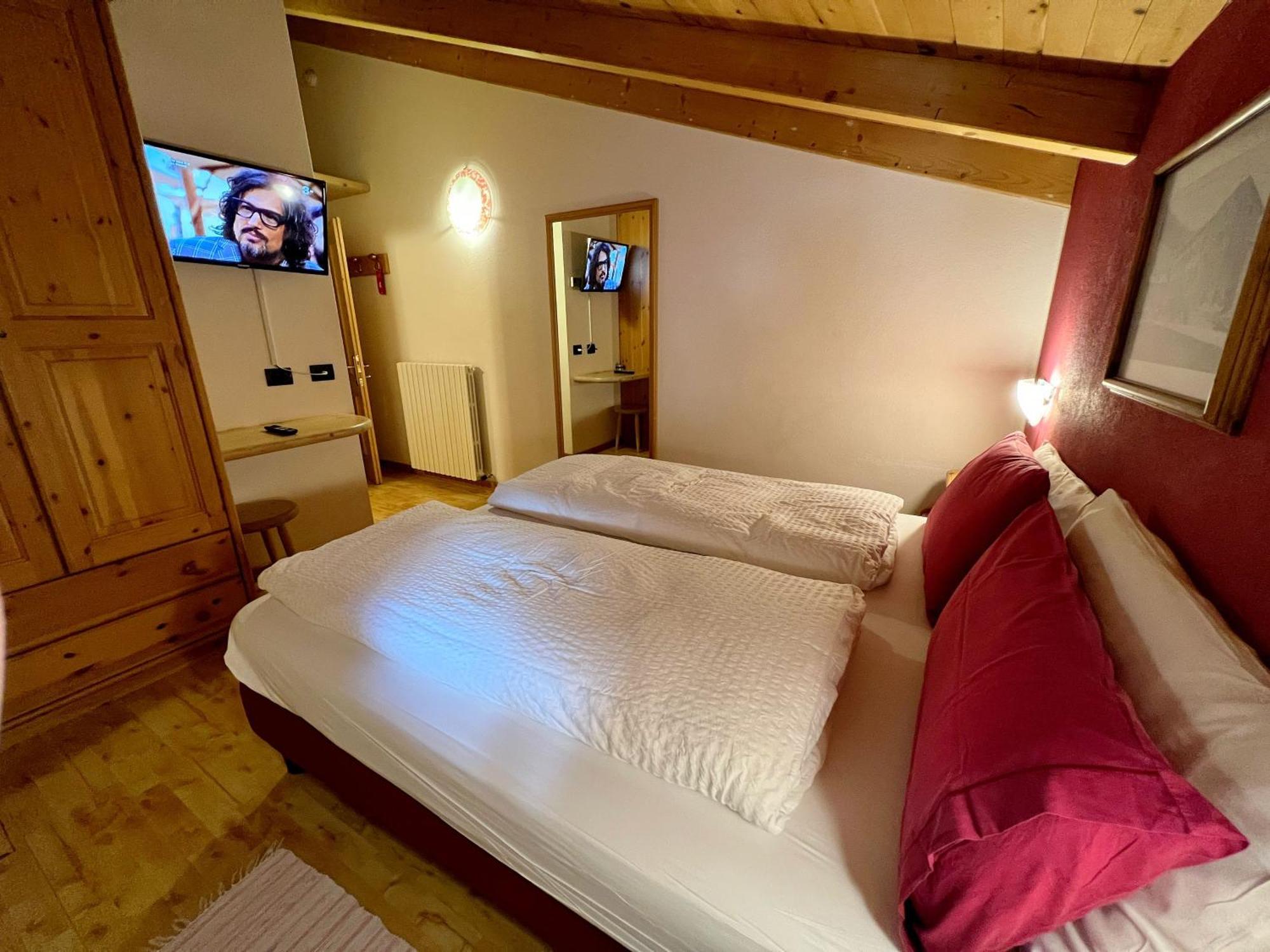 Garni Francescato Hotel Ливиньо Екстериор снимка