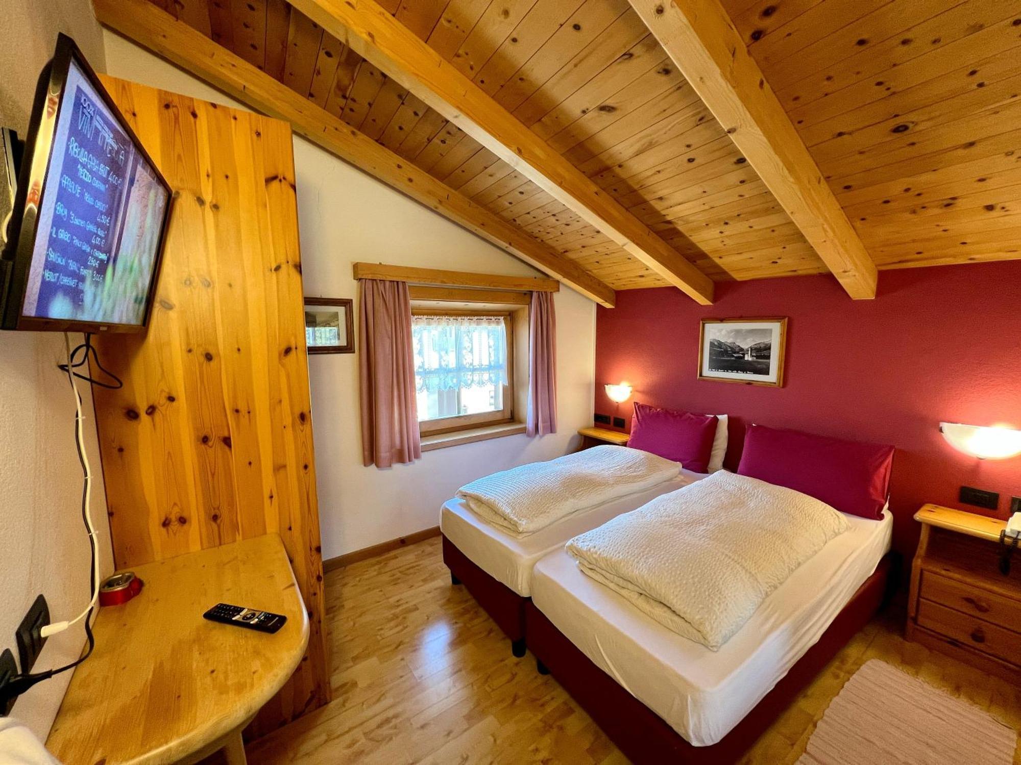 Garni Francescato Hotel Ливиньо Екстериор снимка