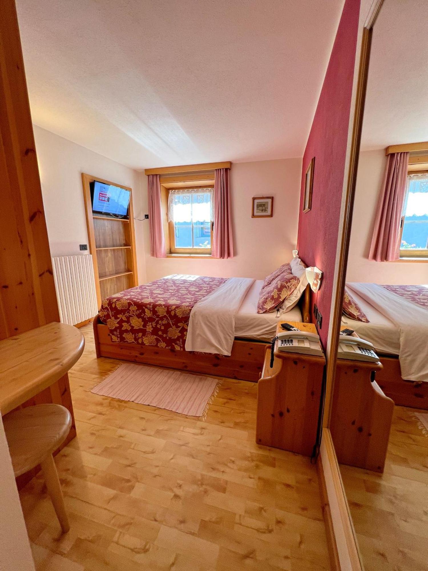 Garni Francescato Hotel Ливиньо Екстериор снимка